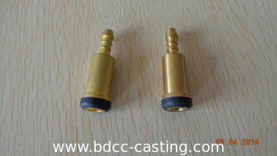 Tubo flessibile personalizzato con raccordi in ottone, prodotto da fabbricante cinese