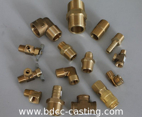 Connettori in ottone lavorati a CNC personalizzati, fabbricati in Cina da produttore professionale