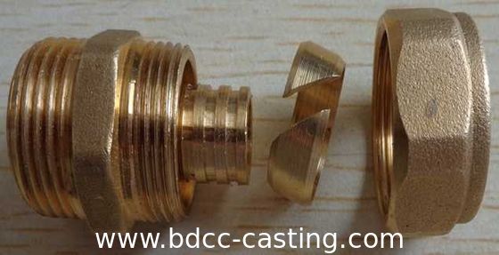 Tee in ottone, prodotti personalizzati connettori in ottone CNC, produttore professionale made in China