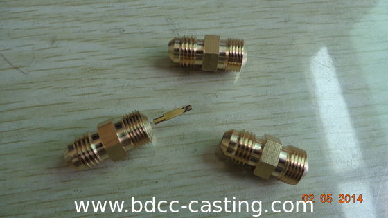 Raccordi per tubi in ottone BSP CNC personalizzati, fabbricati in Cina da produttore professionale
