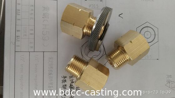 Raccordi per tubi maschio senza piombo ecologici con filtro metallico, gli ordini OEM sono i benvenuti