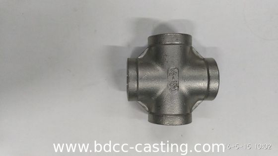 Raccordi per tubi in acciaio al carbonio forgiati ad alta pressione, Raccordo in acciaio al carbonio personalizzato, prodotto da produttore professionista cinese