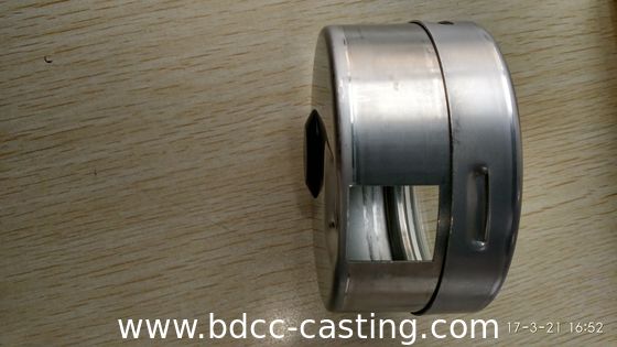 Alloggiamenti per manometri, parti stampate in metallo in acciaio inossidabile con tutti i tipi di finiture, parti stampate