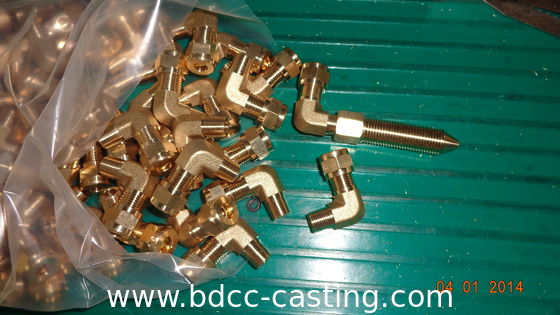 Lavorazione personalizzata di tutti i tipi di componenti meccanici, lavorazione CNC, raccordi in ottone, produttore professionale made in China