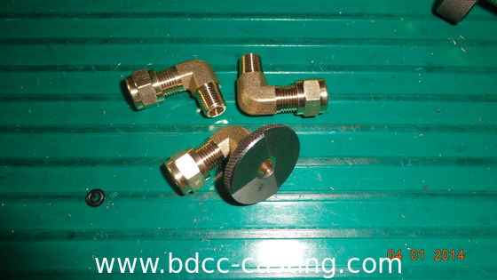 Lavorazione personalizzata di tutti i tipi di componenti meccanici, lavorazione CNC, raccordi in ottone, produttore professionale made in China