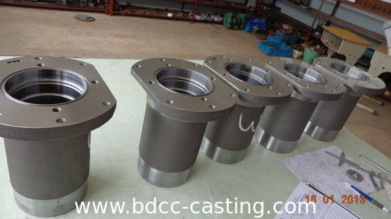 mozzo ruota, supporto, parti personalizzate in fusione di sabbia con tutti i tipi di finitura, prodotte in Cina da produttore professionale