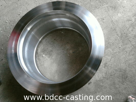 FUSIONE IN SABBIA DI ACCIAIO WCB DI GRADO, FUSIONE DI TESTA E SOTTOGONNA, Componenti fusi in sabbia personalizzati con tutti i tipi di finitura