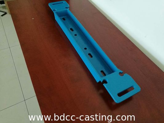 Personalizza la piastra di supporto meccanico, parte tornita di precisione con lavorazione CNC, prodotta in Cina da un produttore professionale
