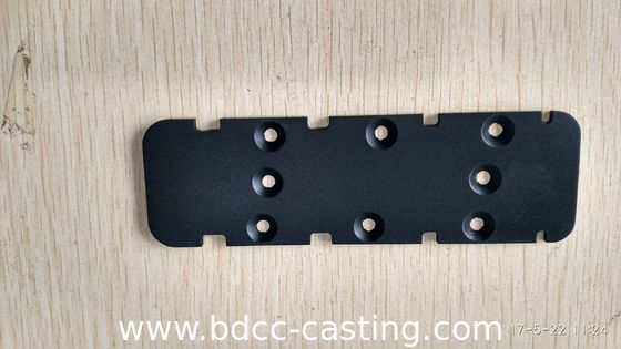 Parti lavorati a CNC, Lavorazione di parti di tutti i tipi di materiali; Lavorazione CNC, Centro di lavoro CNC