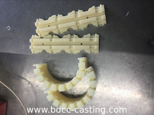 Parti lavorati a CNC, Lavorazione di parti di tutti i tipi di materiali; Lavorazione CNC, Centro di lavoro CNC