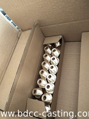 Lavorazione personalizzata di tutti i tipi di raccordi per tubi, adattatori, lavorazione CNC, raccordi in ottone, dadi e bulloni in ottone. Raccordi filettati in ottone