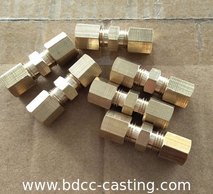 Lavorazione personalizzata di tutti i tipi di raccordi per tubi, adattatori, lavorazione CNC, raccordi in ottone, dadi e bulloni in ottone. Raccordi filettati in ottone
