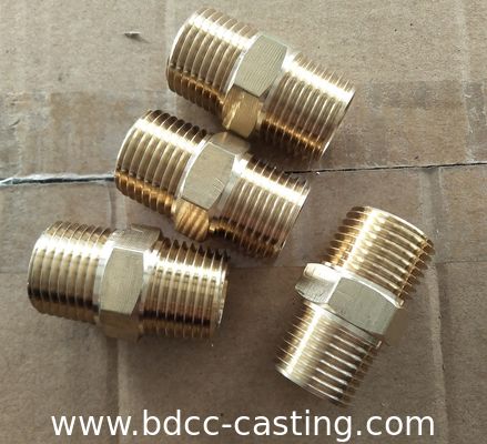 Lavorazione personalizzata di tutti i tipi di raccordi per tubi, adattatori, lavorazione CNC, raccordi in ottone, dadi e bulloni in ottone. Raccordi filettati in ottone
