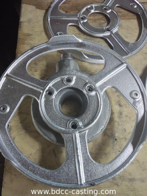 Ghisa duttile personalizzata con ogni tipo di finitura, prodotta da un produttore professionista cinese