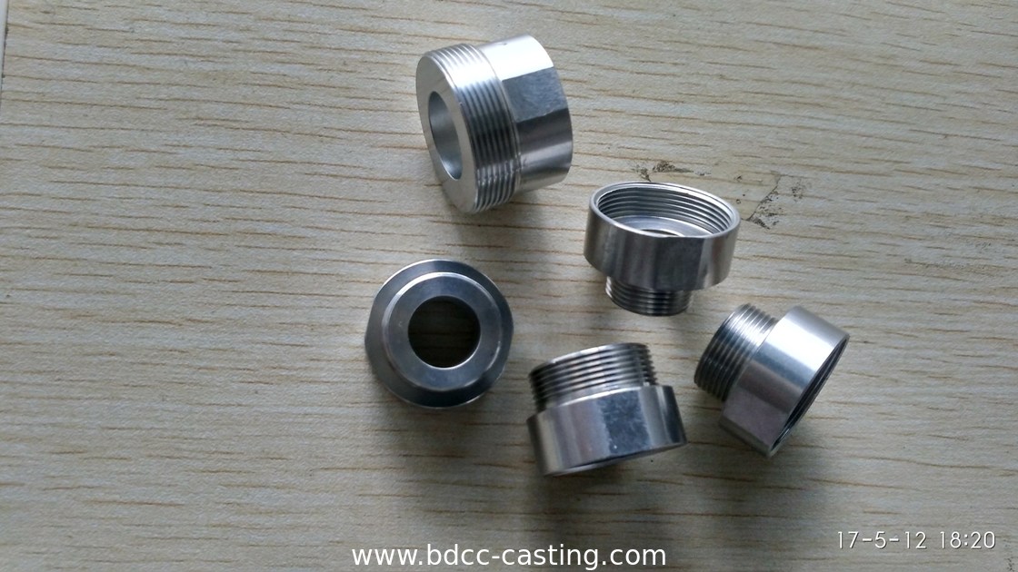 Connettore rapido in ottone personalizzato con tutti i tipi di finiture, prodotto da un produttore professionista cinese