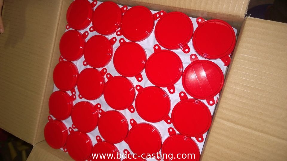 Coperchio antifurto per vasche personalizzate, coperchio filettato, flangia per vasca; la stampa a colori può essere personalizzata in base alle esigenze del cliente