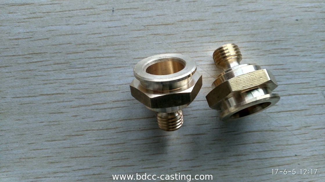 Connettore rapido in ottone personalizzato con tutti i tipi di finiture, prodotto da un produttore professionista cinese