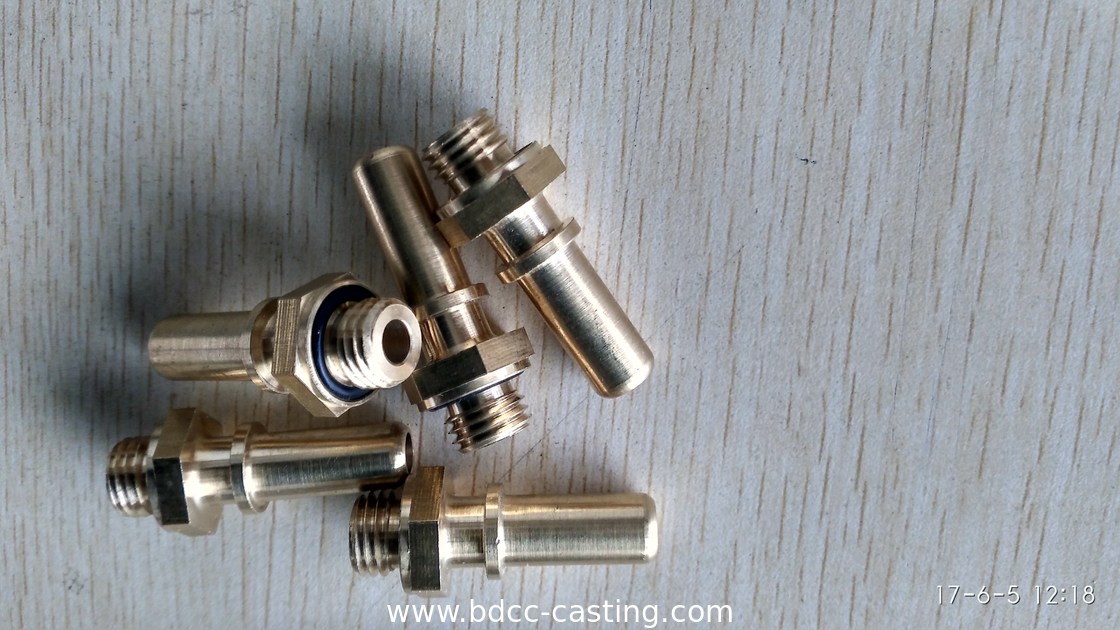 Connettore rapido in ottone personalizzato con tutti i tipi di finiture, prodotto da un produttore professionista cinese