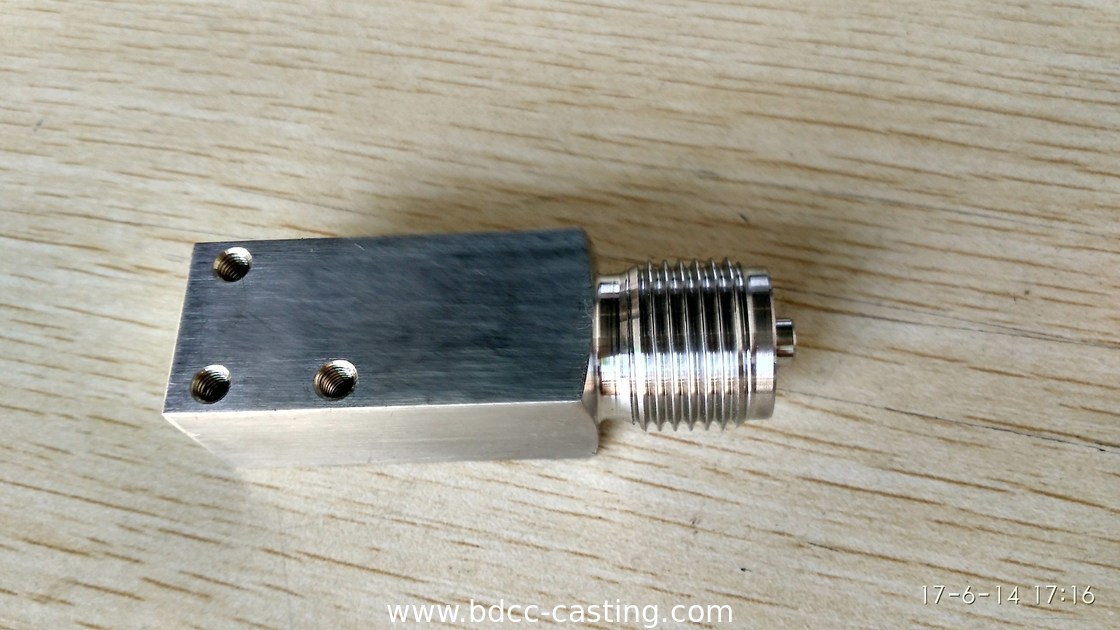 Personalizziamo tutti i tipi di materiali, una varietà di specifiche, componenti per lavorazioni meccaniche; giunti, raccordi, fusioni