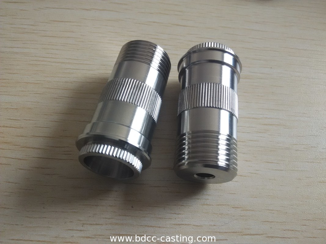 Giunto valvola per birra in acciaio inossidabile, Parti di lavorazione di precisione CNC personalizzate con tutti i tipi di finiture