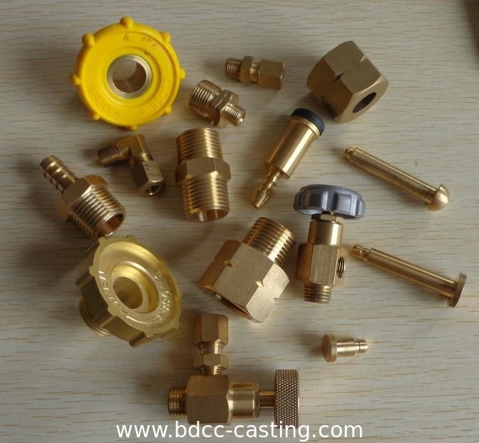 Lavorazione personalizzata di tutti i tipi di raccordi per tubi, lavorazione CNC, raccordi in ottone, produttore professionale made in China