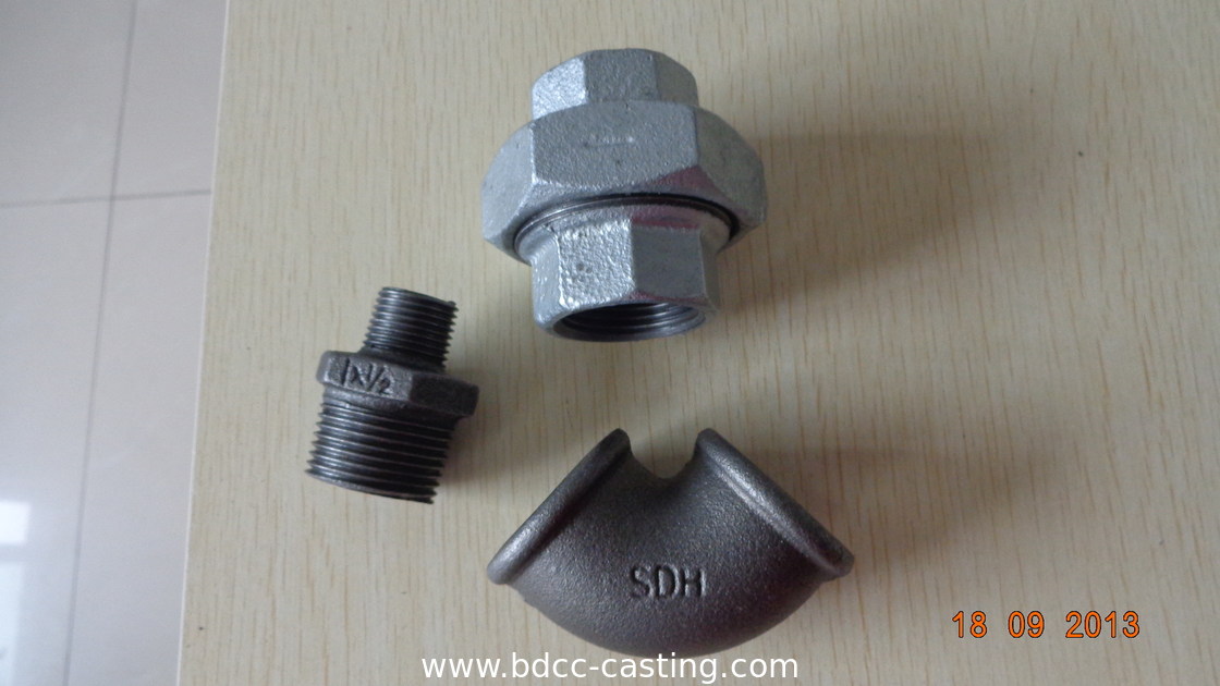 Raccordo per tubi, Gomito, Tee, Giunto, Acciaio inossidabile, Parti di precisione personalizzate per lavorazione CNC con tutti i tipi di finiture