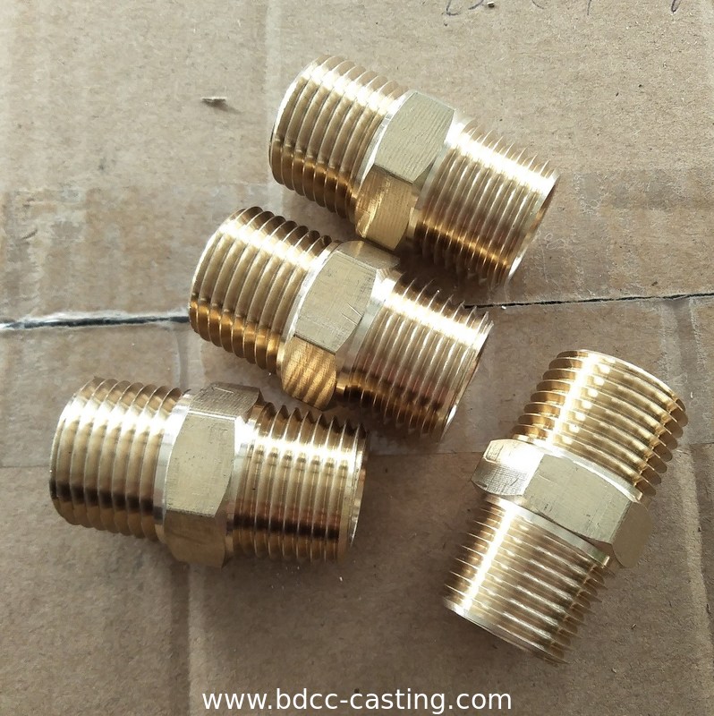 Lavorazione personalizzata di tutti i tipi di raccordi per tubi, adattatori, raccordi filettati in ottone, Prodotti da produttore professionista cinese